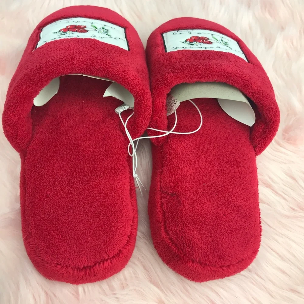NWOT Fuzzy Red Slippers - Picture 7 of 15